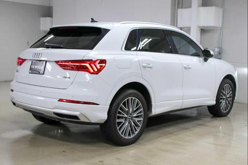2022 Audi Q3 40 Premium
