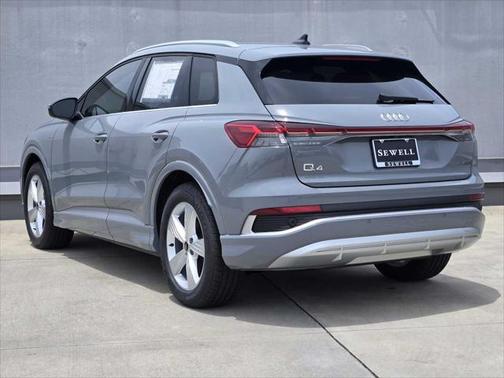 2025 Audi Q4 e-tron Premium Plus 55 quattro