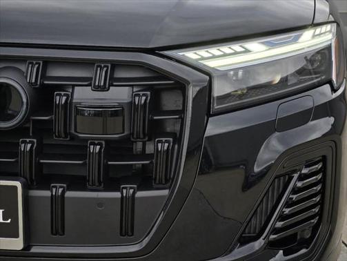 2025 Audi Q7 55 Prestige