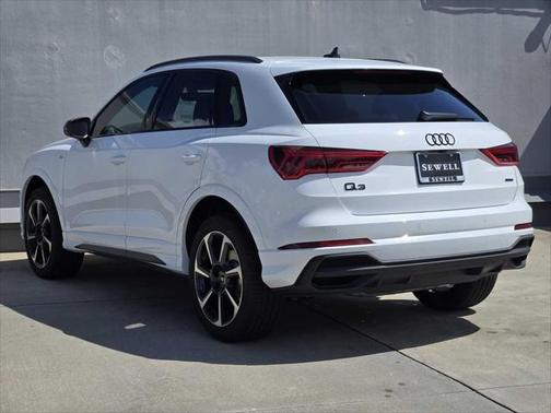 2025 Audi Q3 45 S line Premium Plus