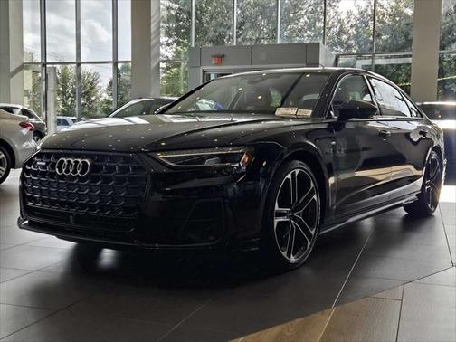 2025 Audi A8 L 55 TFSI quattro Tiptronic