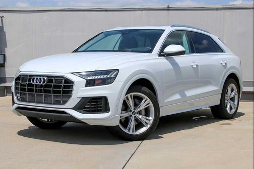 2023 Audi Q8 55 Premium