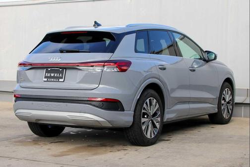 2025 Audi Q4 e-tron Premium 45 RWD