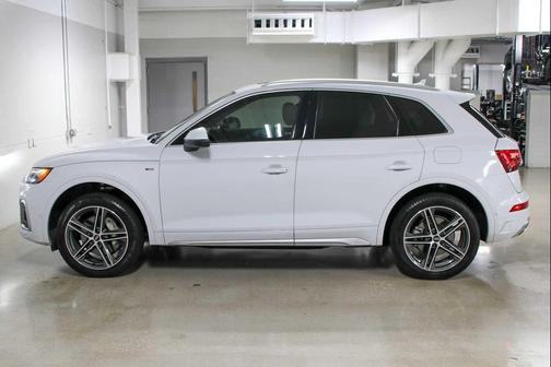 2025 Audi Q5 55 S line Prestige