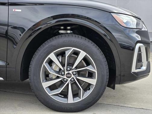 2025 Audi Q5 45 S line Premium