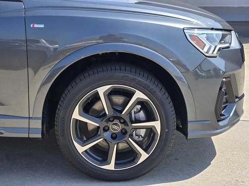 2025 Audi Q3 45 S line Premium Plus