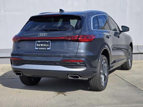 2025 Audi Q5 Premium Plus TFSI quattro S tronic