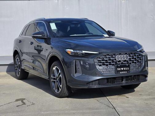 2025 Audi Q5 Premium Plus TFSI quattro S tronic