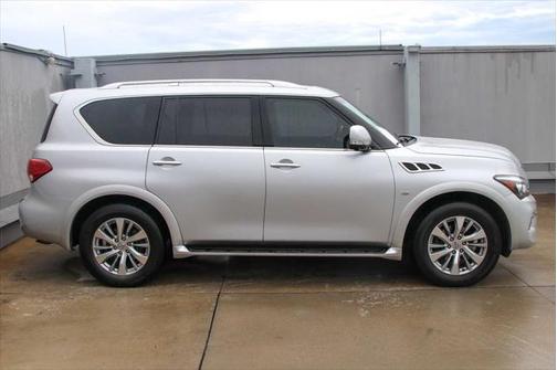 2017 INFINITI QX80 Base
