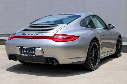 2012 Porsche 911 Carrera 4 GTS