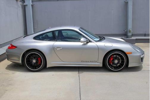 2012 Porsche 911 Carrera 4 GTS