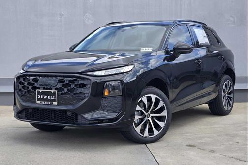 Mythos Black Metallic 2026 Audi Q3 TFSI quattro S tronic