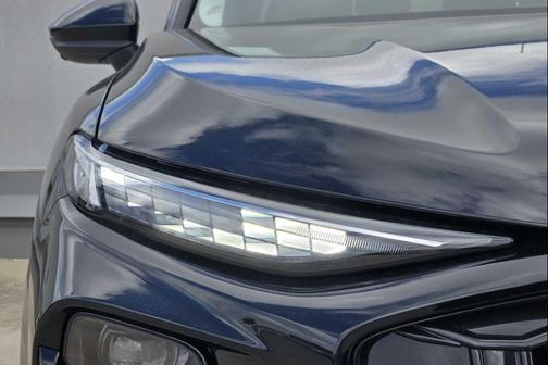 Mythos Black Metallic 2026 Audi Q3 TFSI quattro S tronic