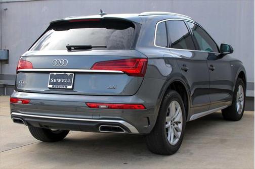 2022 Audi Q5 45 S line Premium