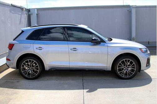 2023 Audi SQ5 3.0T Premium Plus