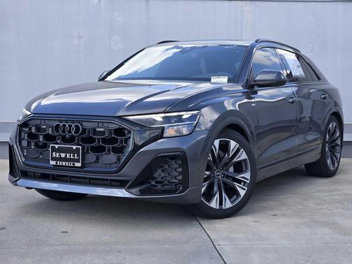 2025 Audi Q8 55 Premium Plus