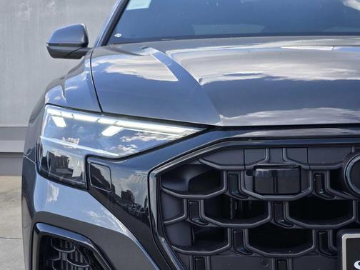 2025 Audi Q8 55 Premium Plus