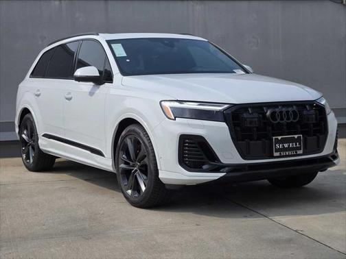 2025 Audi Q7 55 Premium Plus