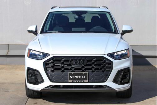 2022 Audi Q5 45 S line Premium Plus