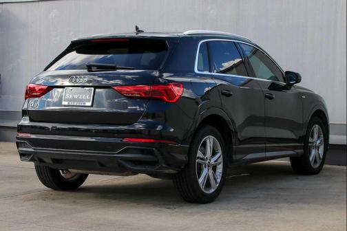 2022 Audi Q3 45 S line Premium Plus
