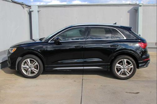 2022 Audi Q3 45 S line Premium Plus