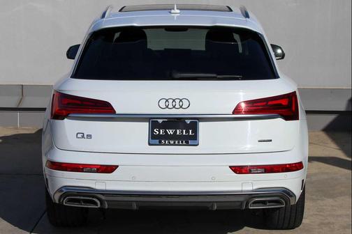 2023 Audi Q5 45 S line Prestige