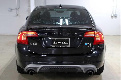 2015 Volvo S60 T6 R-Design Platinum