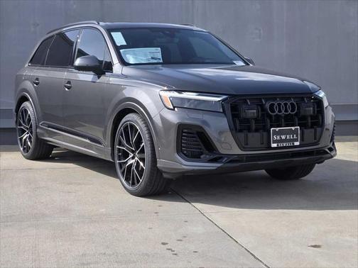 2025 Audi Q7 55 Premium Plus