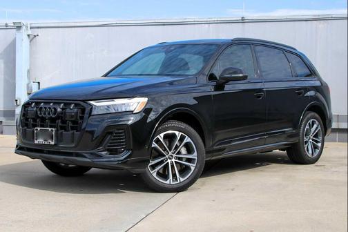 2025 Audi Q7 45 Premium Plus