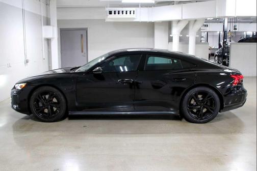 2023 Audi e-tron GT Premium Plus quattro