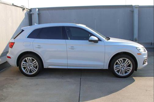 2020 Audi Q5 45 Premium Plus