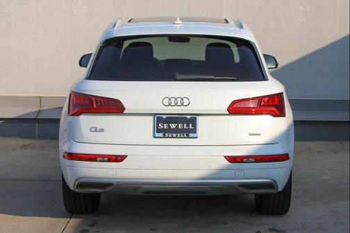 2020 Audi Q5 45 Premium Plus