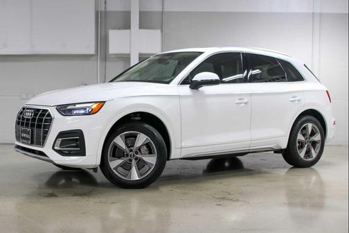 2023 Audi Q5 40 Premium