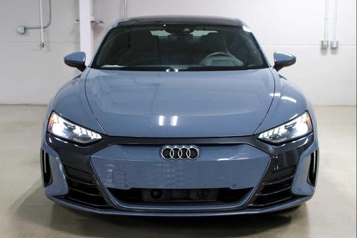 2023 Audi e-tron GT Premium Plus quattro