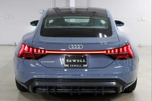 2023 Audi e-tron GT Premium Plus quattro