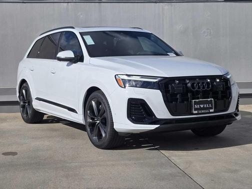 2026 Audi Q7 55 Premium Plus