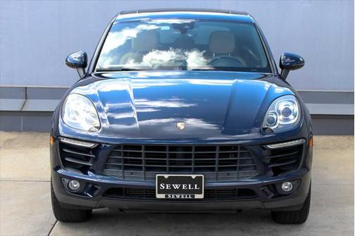 2017 Porsche Macan Base