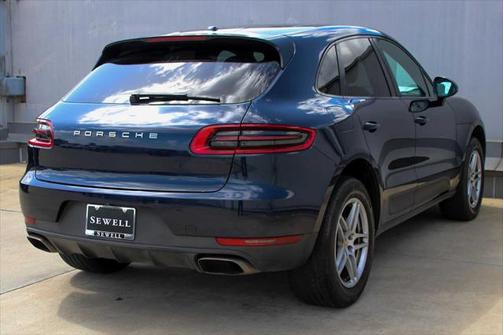 2017 Porsche Macan Base