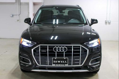 2023 Audi Q5 40 Premium