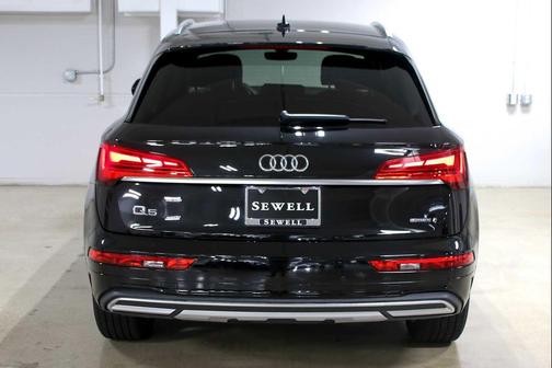 2023 Audi Q5 40 Premium