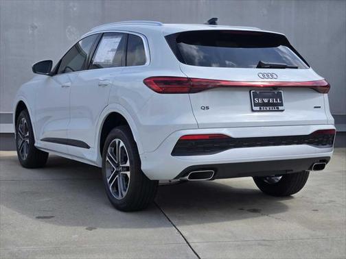 2025 Audi Q5 Premium