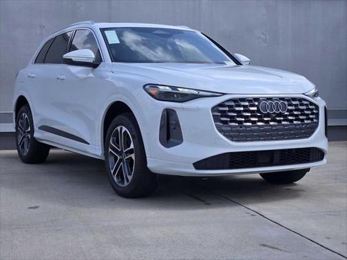 2025 Audi Q5 Premium