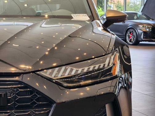 2025 Audi RS 7 4.0T Performance