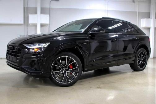 2023 Audi Q8 55 Premium Plus