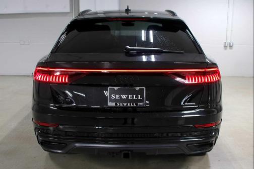2023 Audi Q8 55 Premium Plus