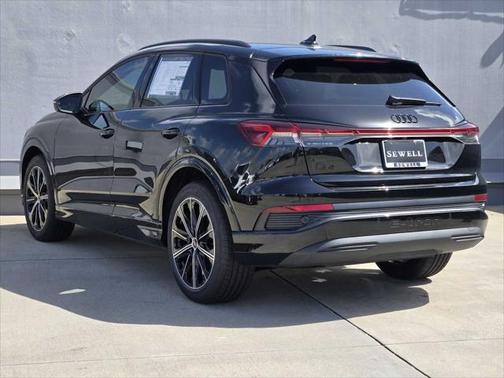 2025 Audi Q4 e-tron Premium 45 quattro