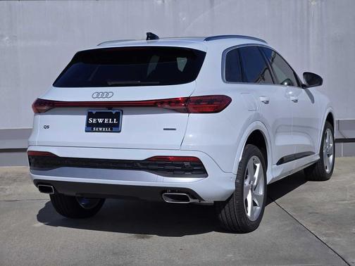 2025 Audi Q5 Premium Plus TFSI quattro S tronic