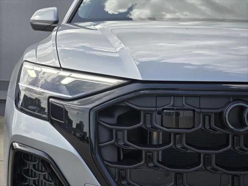 2025 Audi Q8 55 Premium Plus