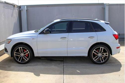 2017 Audi SQ5 3.0T Premium Plus