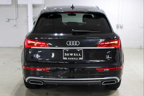 2023 Audi Q5 45 S line Premium